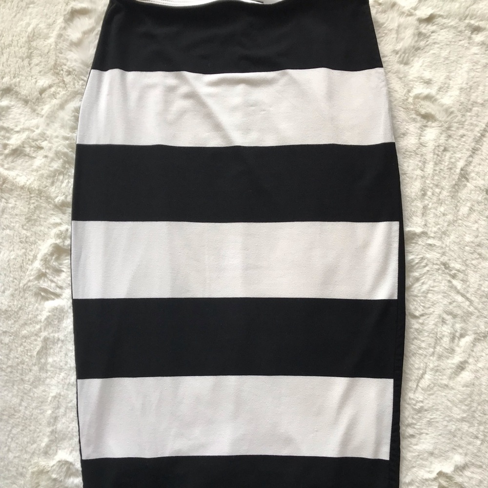 White House Black Martet stripe Pencil skirt